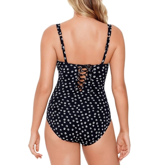🌺SOLD🌺 Swim Solution One Piece Swimsuit - Picture 3 of 8